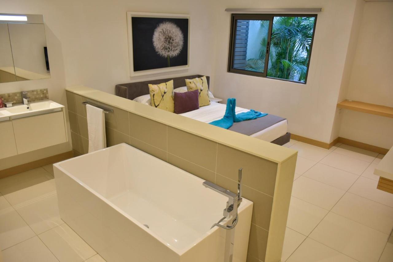 Вілла Latitude - With Private Plunge Pool Рівьєр-Нуар Екстер'єр фото