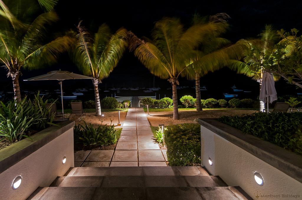 Вілла Latitude - With Private Plunge Pool Рівьєр-Нуар Екстер'єр фото